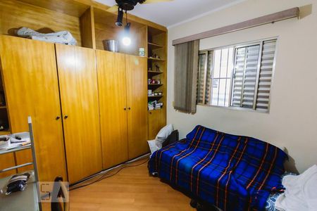 Casa à venda com 240m², 3 quartos e 4 vagas Casa à venda com 240m², 3 quartos e 4 vagasQuarto 4