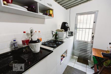 Casa à venda com 240m², 3 quartos e 4 vagas Casa à venda com 240m², 3 quartos e 4 vagasCozinha 2