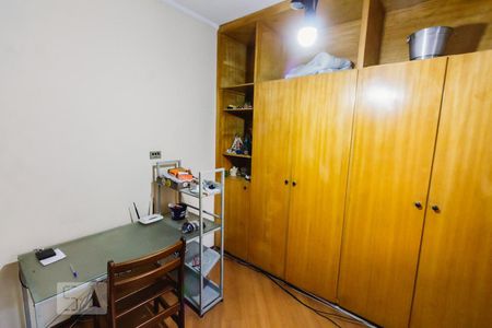 Casa à venda com 240m², 3 quartos e 4 vagas Casa à venda com 240m², 3 quartos e 4 vagasQuarto 4