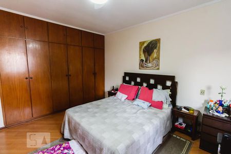 Casa à venda com 240m², 3 quartos e 4 vagas Casa à venda com 240m², 3 quartos e 4 vagasSuíte 1