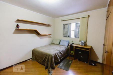 Casa à venda com 240m², 3 quartos e 4 vagas Casa à venda com 240m², 3 quartos e 4 vagasQuarto 3