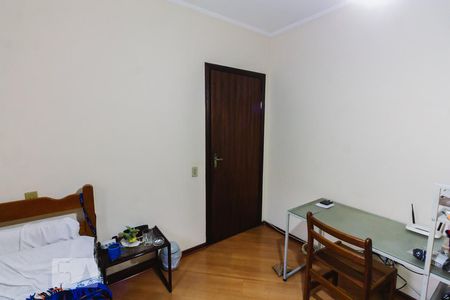 Casa à venda com 240m², 3 quartos e 4 vagas Casa à venda com 240m², 3 quartos e 4 vagasQuarto 4