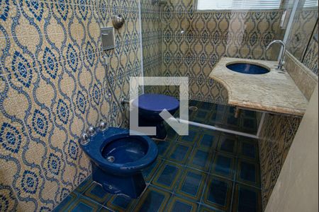 Apartamento à venda com 164m², 3 quartos e 1 vaga Apartamento à venda com 164m², 3 quartos e 1 vagaBanheiro 2