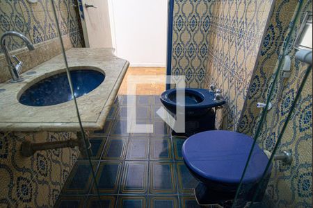 Apartamento à venda com 164m², 3 quartos e 1 vaga Apartamento à venda com 164m², 3 quartos e 1 vagaBanheiro 2