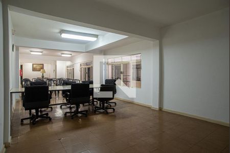 Apartamento à venda com 164m², 3 quartos e 1 vaga Apartamento à venda com 164m², 3 quartos e 1 vagaÁrea comum - Salão de festas