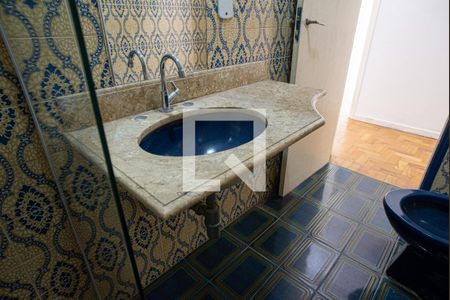 Apartamento à venda com 164m², 3 quartos e 1 vaga Apartamento à venda com 164m², 3 quartos e 1 vagaBanheiro 2