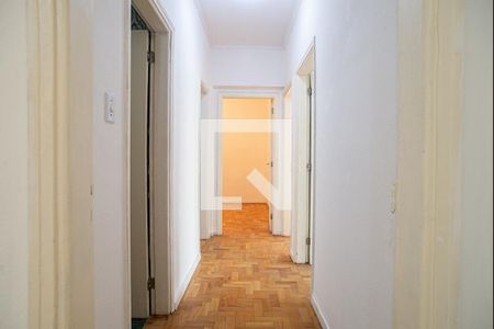 Apartamento à venda com 164m², 3 quartos e 1 vaga Apartamento à venda com 164m², 3 quartos e 1 vagaCorredor dos quartos