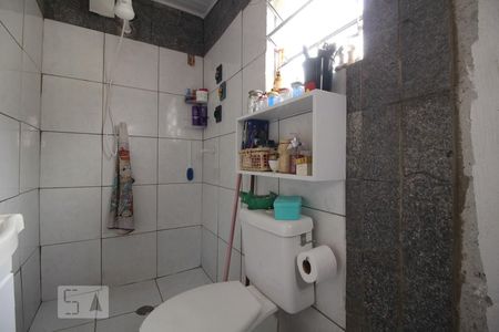 Casa à venda com 250m², 2 quartos e 3 vagasBanheiro