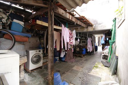 Casa à venda com 250m², 2 quartos e 3 vagasQuintal