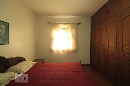 Apartamento à venda com 313m², 3 quartos e 3 vagasQuarto 2