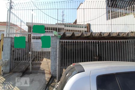 Casa à venda com 316m², 3 quartos e 3 vagas Casa à venda com 316m², 3 quartos e 3 vagasFachada