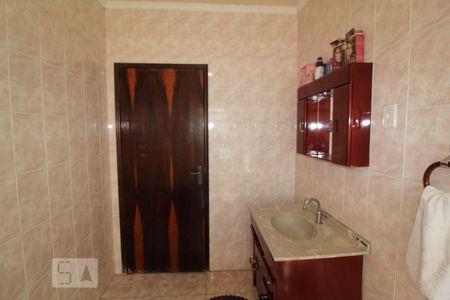 Casa à venda com 316m², 3 quartos e 3 vagasBanheiro 1 social