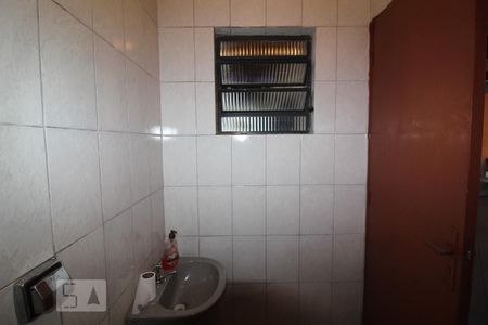 Casa à venda com 316m², 3 quartos e 3 vagasBanheiro 2 serviço