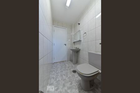 Apartamento à venda com 56m², 2 quartos e 1 vaga Apartamento à venda com 56m², 2 quartos e 1 vagaBanheiro
