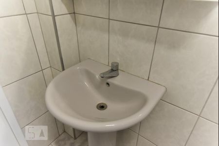 Apartamento à venda com 56m², 2 quartos e 1 vaga Apartamento à venda com 56m², 2 quartos e 1 vagaBanheiro