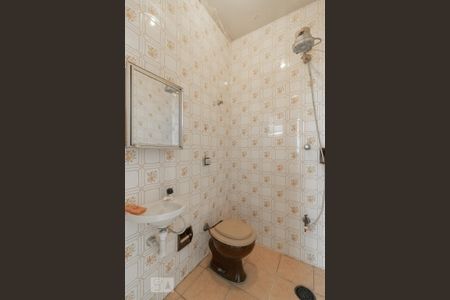 Casa à venda com 300m², 3 quartos e 5 vagasBanheiro Externo