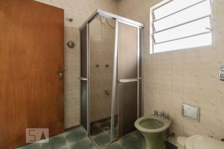 Casa à venda com 300m², 3 quartos e 5 vagasBanheiro