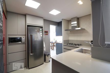 Apartamento para alugar com 110m², 3 quartos e 2 vagasCozinha