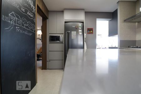 Apartamento para alugar com 110m², 3 quartos e 2 vagasCozinha