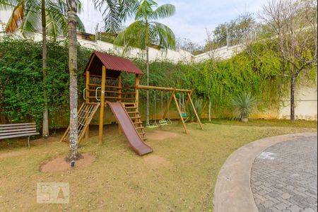 Casa de condomínio à venda com 151m², 3 quartos e 2 vagasPlayground