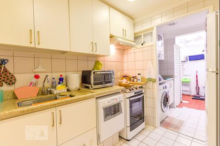 Casa de condomínio à venda com 151m², 3 quartos e 2 vagasCozinha