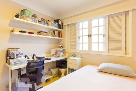 Casa de condomínio à venda com 151m², 3 quartos e 2 vagasQuarto 1