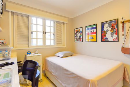 Casa de condomínio à venda com 151m², 3 quartos e 2 vagasQuarto 1