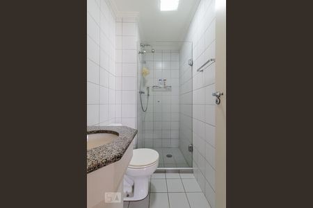 Apartamento à venda com 70m², 3 quartos e 2 vagas Apartamento à venda com 70m², 3 quartos e 2 vagasBanheiro