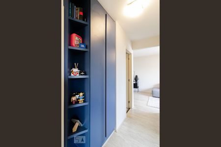 Apartamento à venda com 70m², 3 quartos e 2 vagas Apartamento à venda com 70m², 3 quartos e 2 vagasCorredor