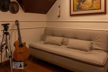 Casa à venda com 320m², 3 quartos e 4 vagas Casa à venda com 320m², 3 quartos e 4 vagasSuíte 2