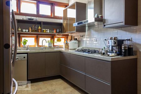 Casa à venda com 320m², 3 quartos e 4 vagas Casa à venda com 320m², 3 quartos e 4 vagasCozinha