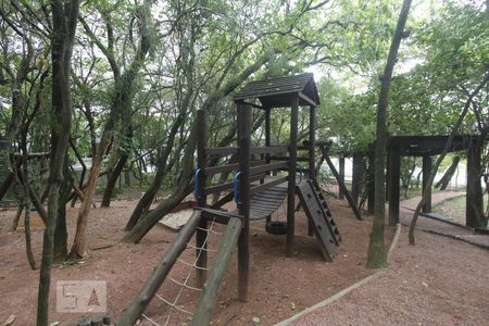 Casa de condomínio à venda com 443m², 4 quartos e 4 vagasPLAYGROUND