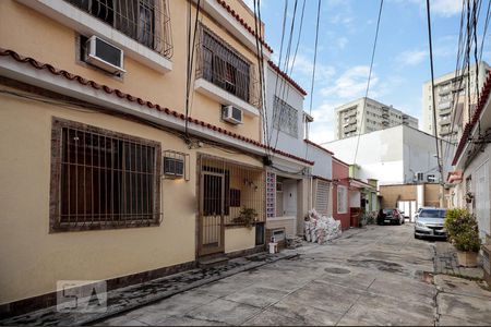Casa à venda com 172m², 4 quartos e 1 vagaVila