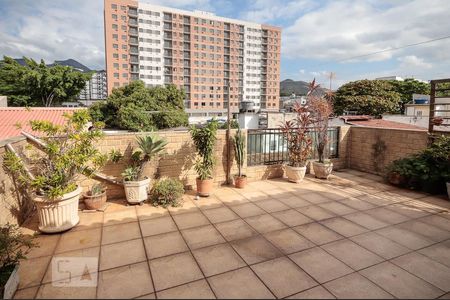 Casa à venda com 172m², 4 quartos e 1 vagaTerraço