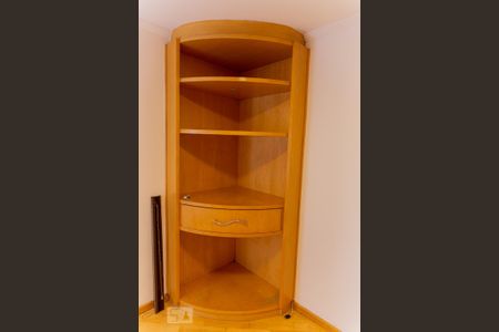 Apartamento para alugar com 60m², 2 quartos e 1 vaga Apartamento para alugar com 60m², 2 quartos e 1 vagaArmário