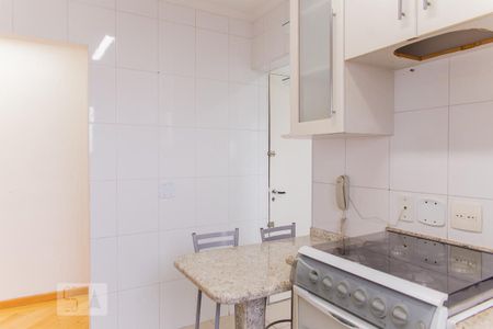 Apartamento para alugar com 60m², 2 quartos e 1 vaga Apartamento para alugar com 60m², 2 quartos e 1 vagaCozinha