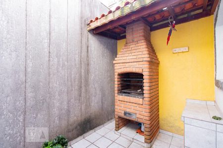 Casa à venda com 141m², 3 quartos e 2 vagas Casa à venda com 141m², 3 quartos e 2 vagasChurrasqueira