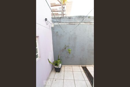 Casa à venda com 141m², 3 quartos e 2 vagas Casa à venda com 141m², 3 quartos e 2 vagasÁrea comum