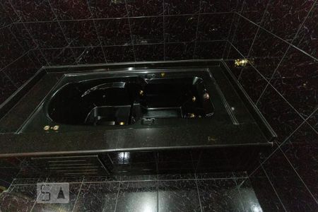 Casa à venda com 141m², 3 quartos e 2 vagas Casa à venda com 141m², 3 quartos e 2 vagasBanheiro 1