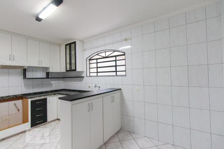 Casa à venda com 141m², 3 quartos e 2 vagas Casa à venda com 141m², 3 quartos e 2 vagasCozinha