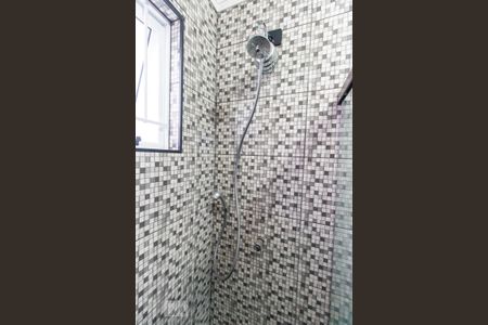 Casa à venda com 141m², 3 quartos e 2 vagas Casa à venda com 141m², 3 quartos e 2 vagasBanheiro edícula