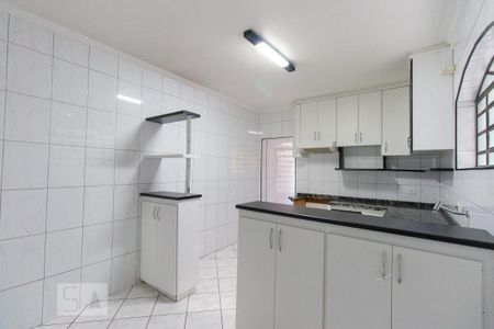Casa à venda com 141m², 3 quartos e 2 vagas Casa à venda com 141m², 3 quartos e 2 vagasCozinha