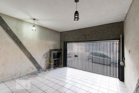 Casa à venda com 141m², 3 quartos e 2 vagas Casa à venda com 141m², 3 quartos e 2 vagasGaragem