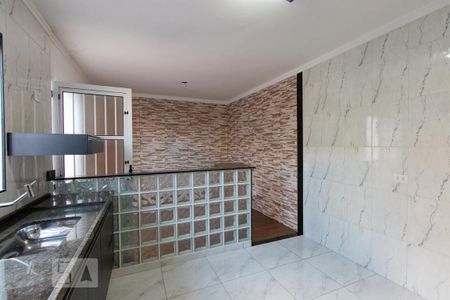 Casa à venda com 141m², 3 quartos e 2 vagas Casa à venda com 141m², 3 quartos e 2 vagasCozinha edícula
