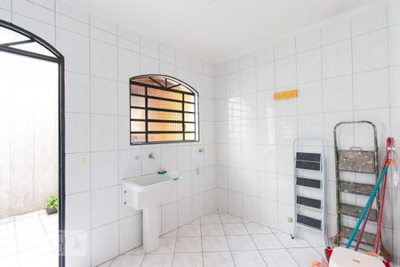 Casa à venda com 141m², 3 quartos e 2 vagas Casa à venda com 141m², 3 quartos e 2 vagasCozinha