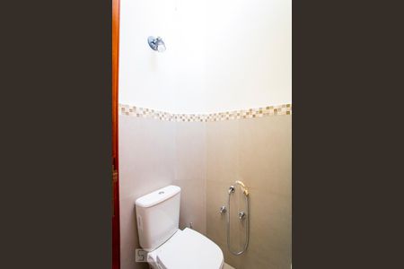 Casa à venda com 348m², 4 quartos e 4 vagasLavabo