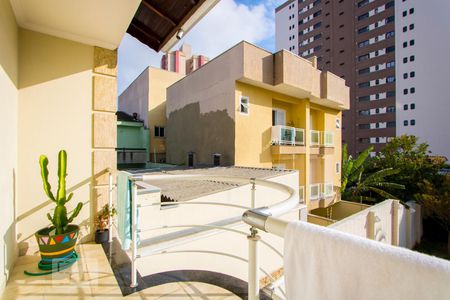 Casa à venda com 348m², 4 quartos e 4 vagasVaranda do Quarto 1