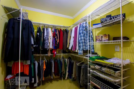 Casa à venda com 348m², 4 quartos e 4 vagasCloset do Quarto 1