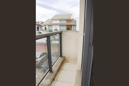 Apartamento à venda com 90m², 3 quartos e 1 vaga Apartamento à venda com 90m², 3 quartos e 1 vagaVaranda da Suite Canadense 2