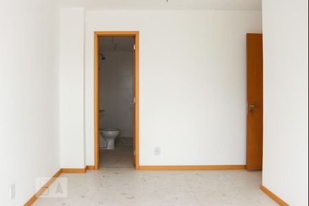 Apartamento à venda com 90m², 3 quartos e 1 vaga Apartamento à venda com 90m², 3 quartos e 1 vagaSuíte